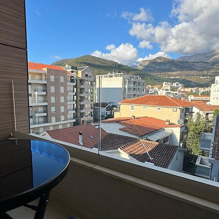 Apartments Lora Zmajeva, 7 Будва Экстерьер фото