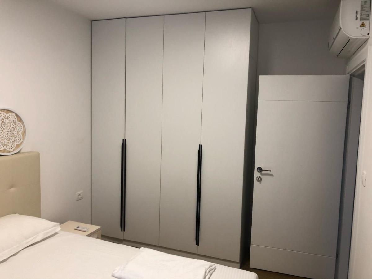 Apartments Lora Zmajeva, 7 Будва Экстерьер фото