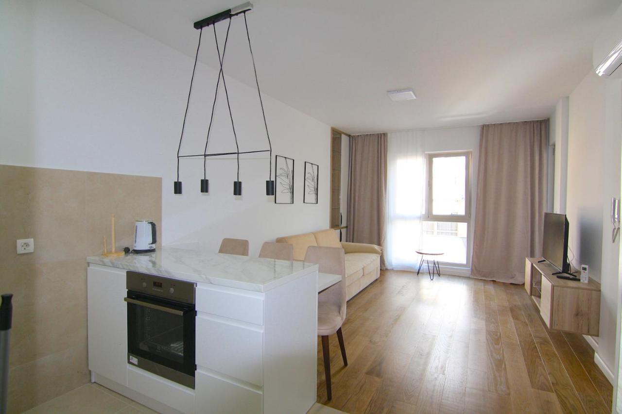 Apartments Lora Zmajeva, 7 Будва Экстерьер фото