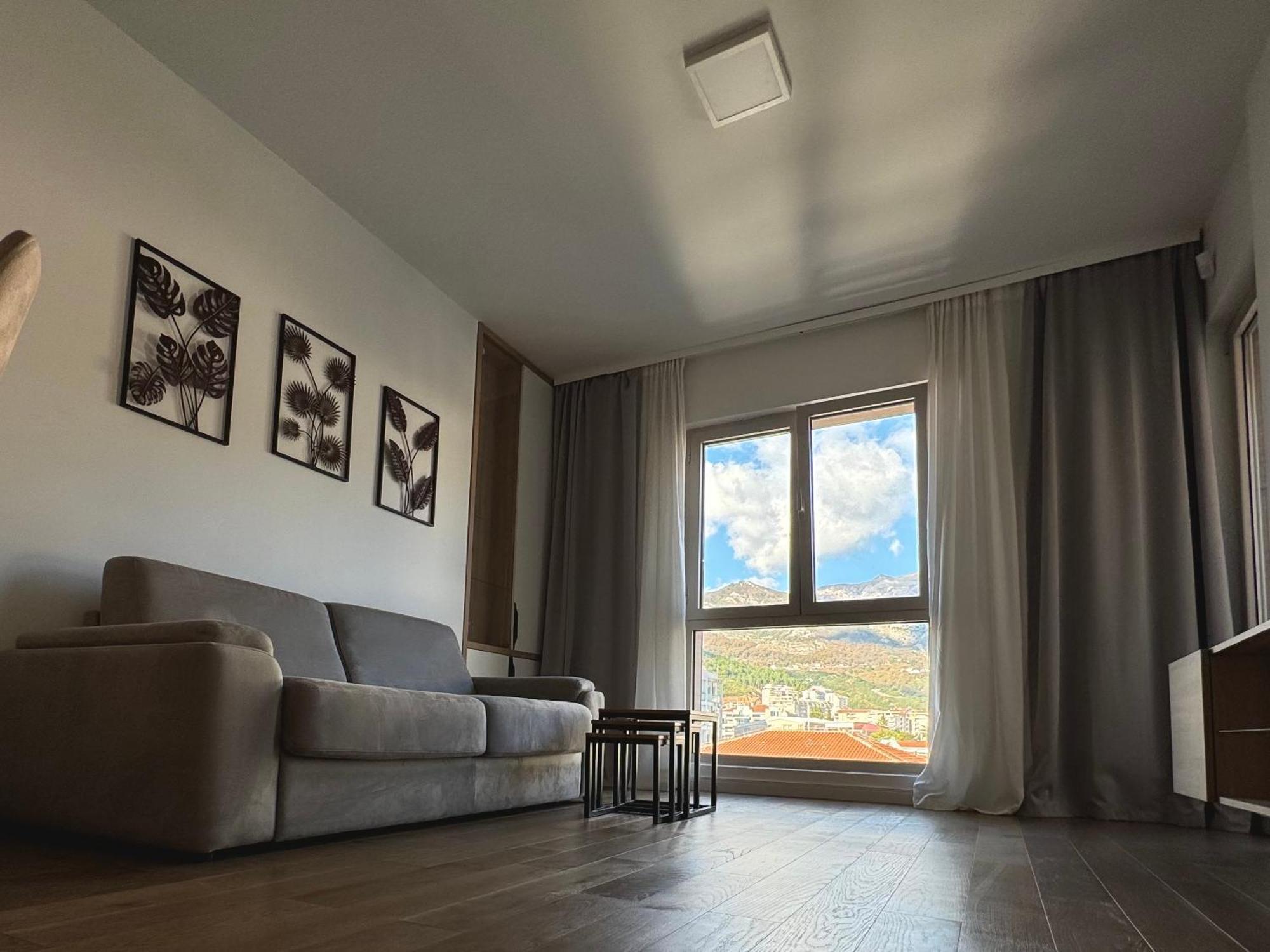 Apartments Lora Zmajeva, 7 Будва Экстерьер фото
